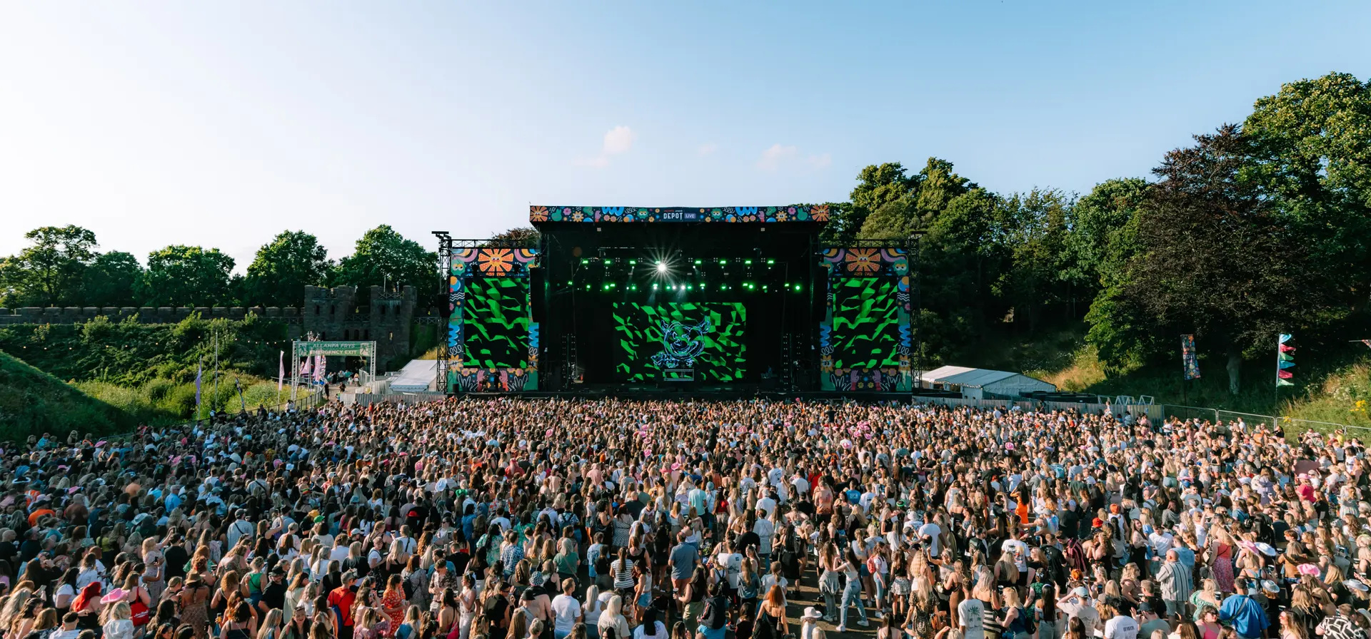 Past Line Ups past-line-ups