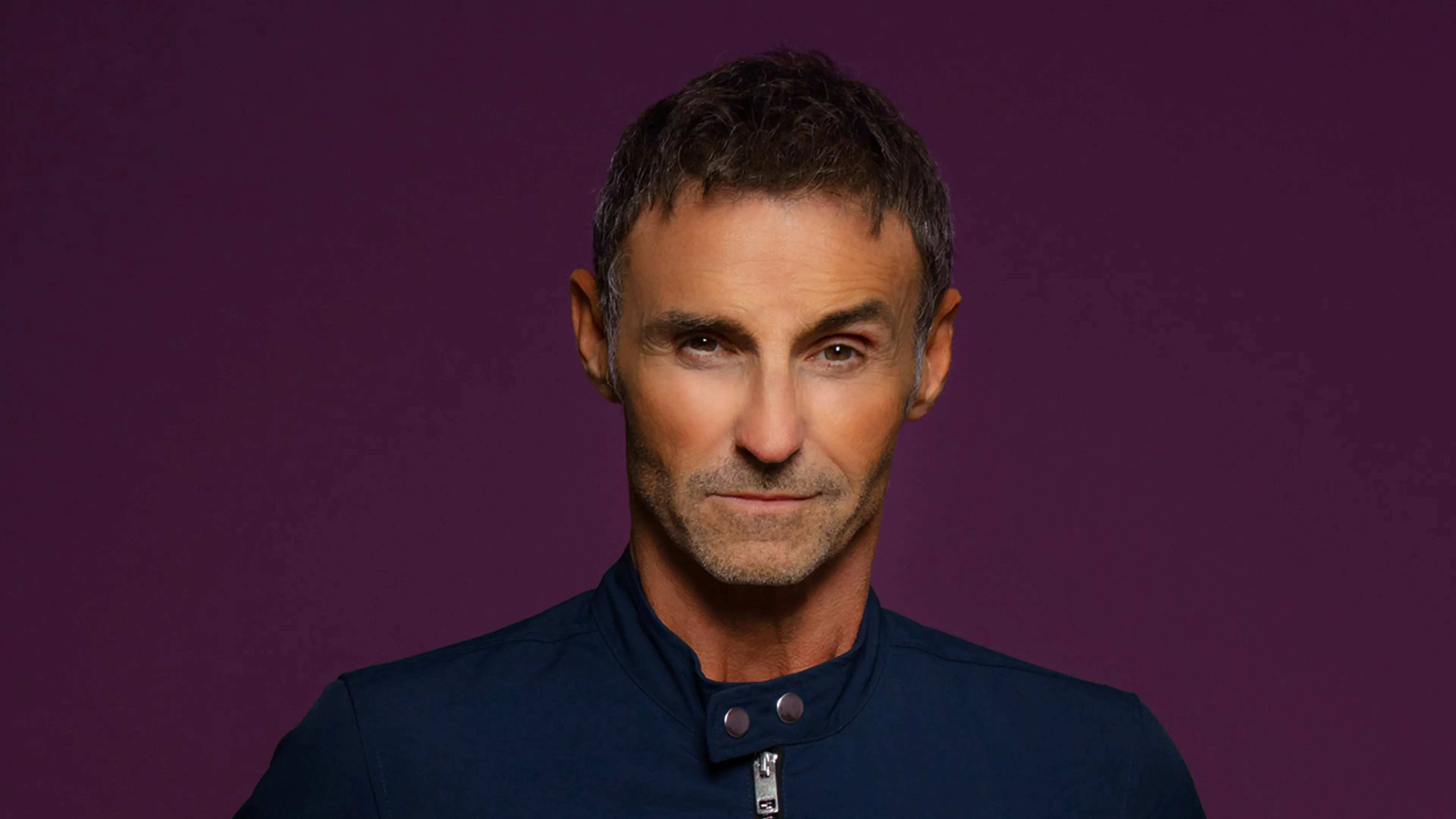 Marti Pellow shares 'Love Is All Around 2024' with the Change+Check Choir 🎤