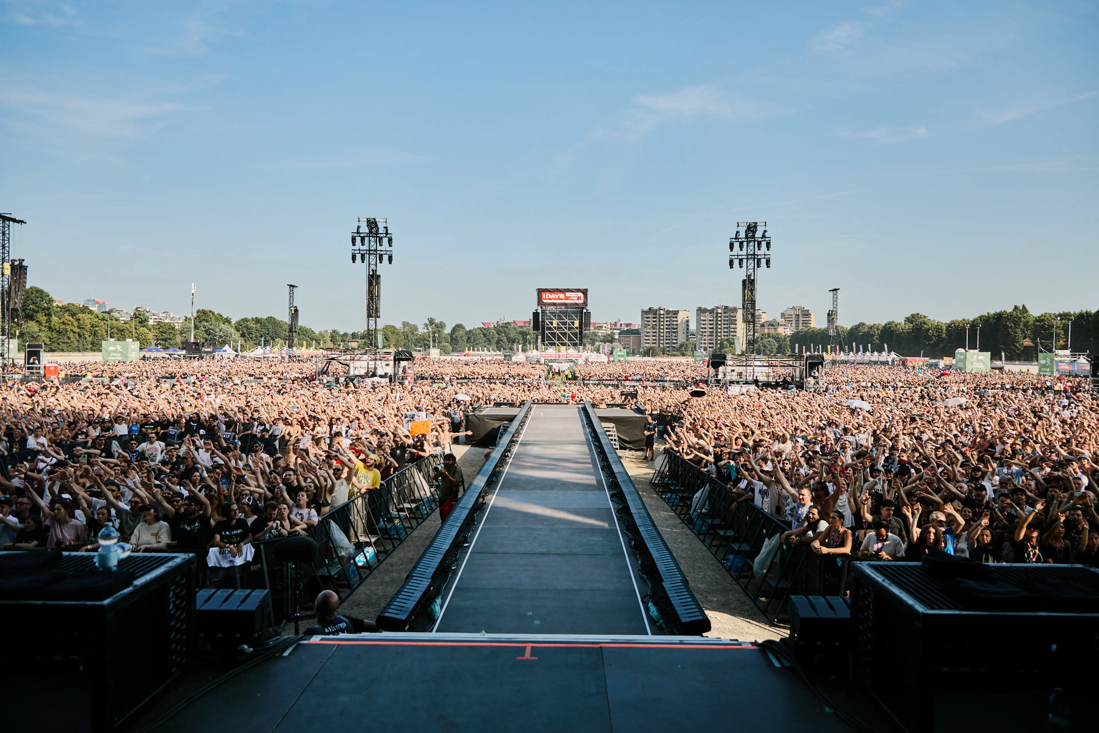 Foto della folla dal palco