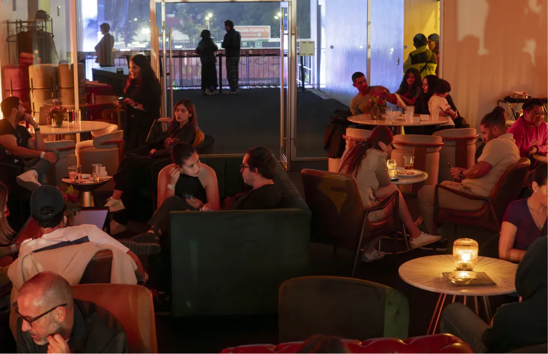 Espacios Corporativos y Grupos