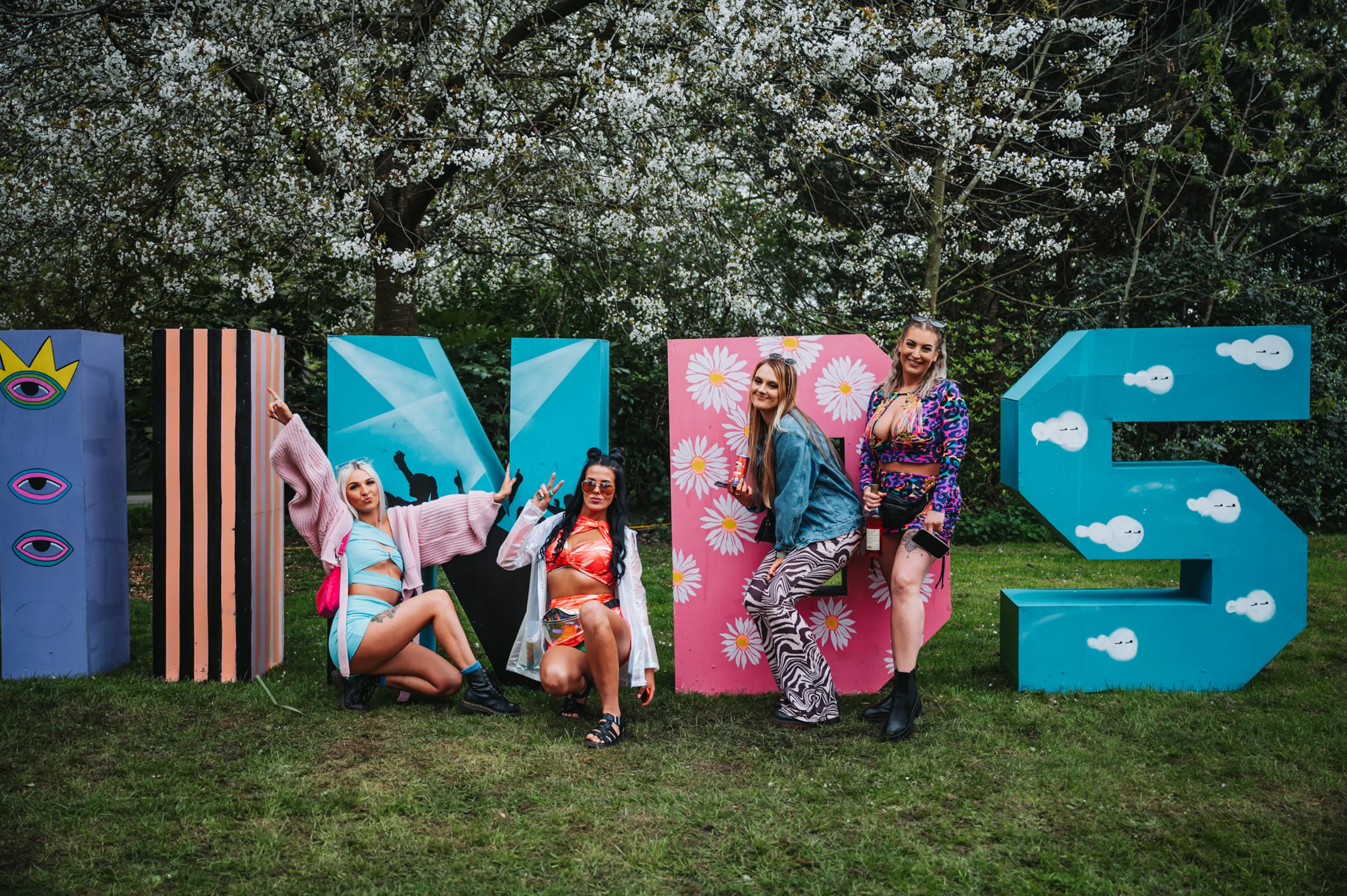 group photo at lost minds