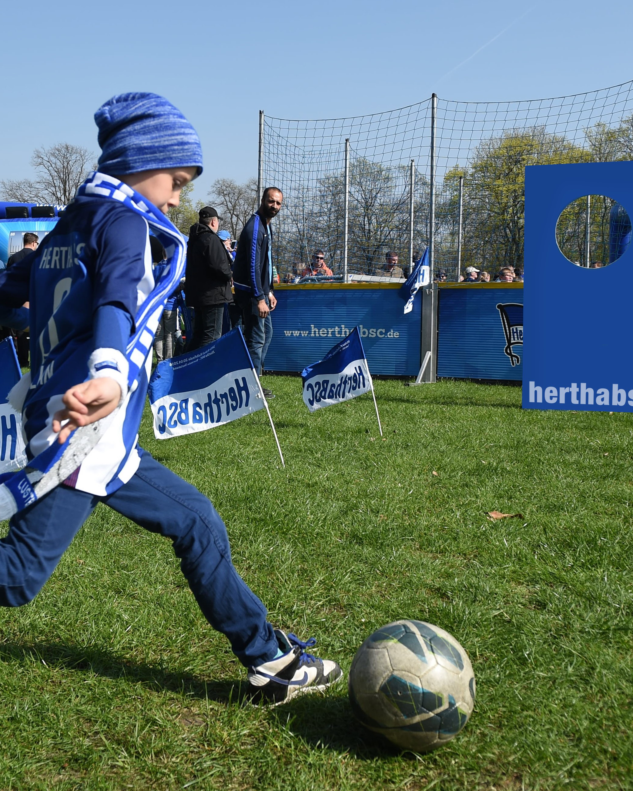 HERTHA LOVE