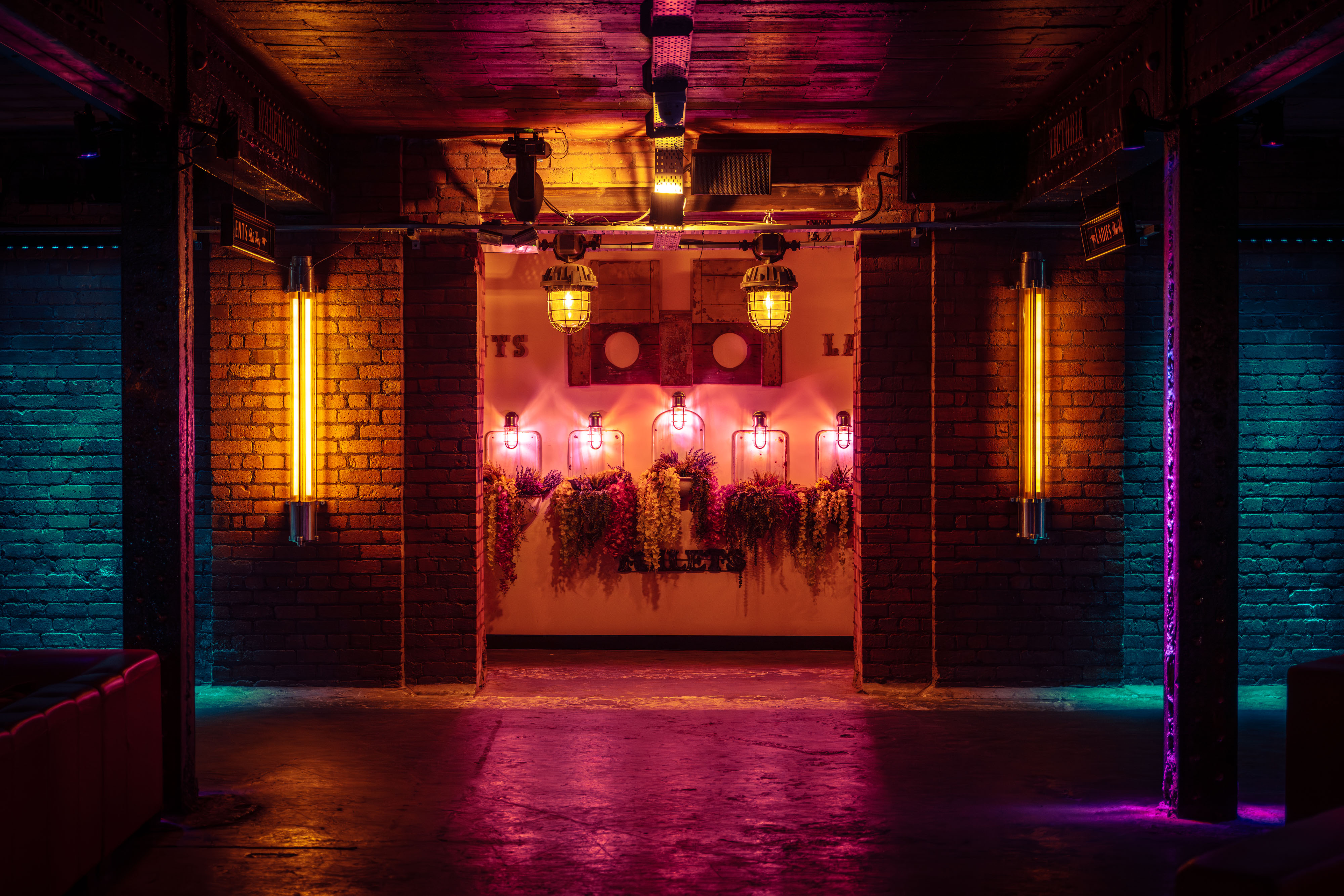 Tobacco Stores Premium Lounge