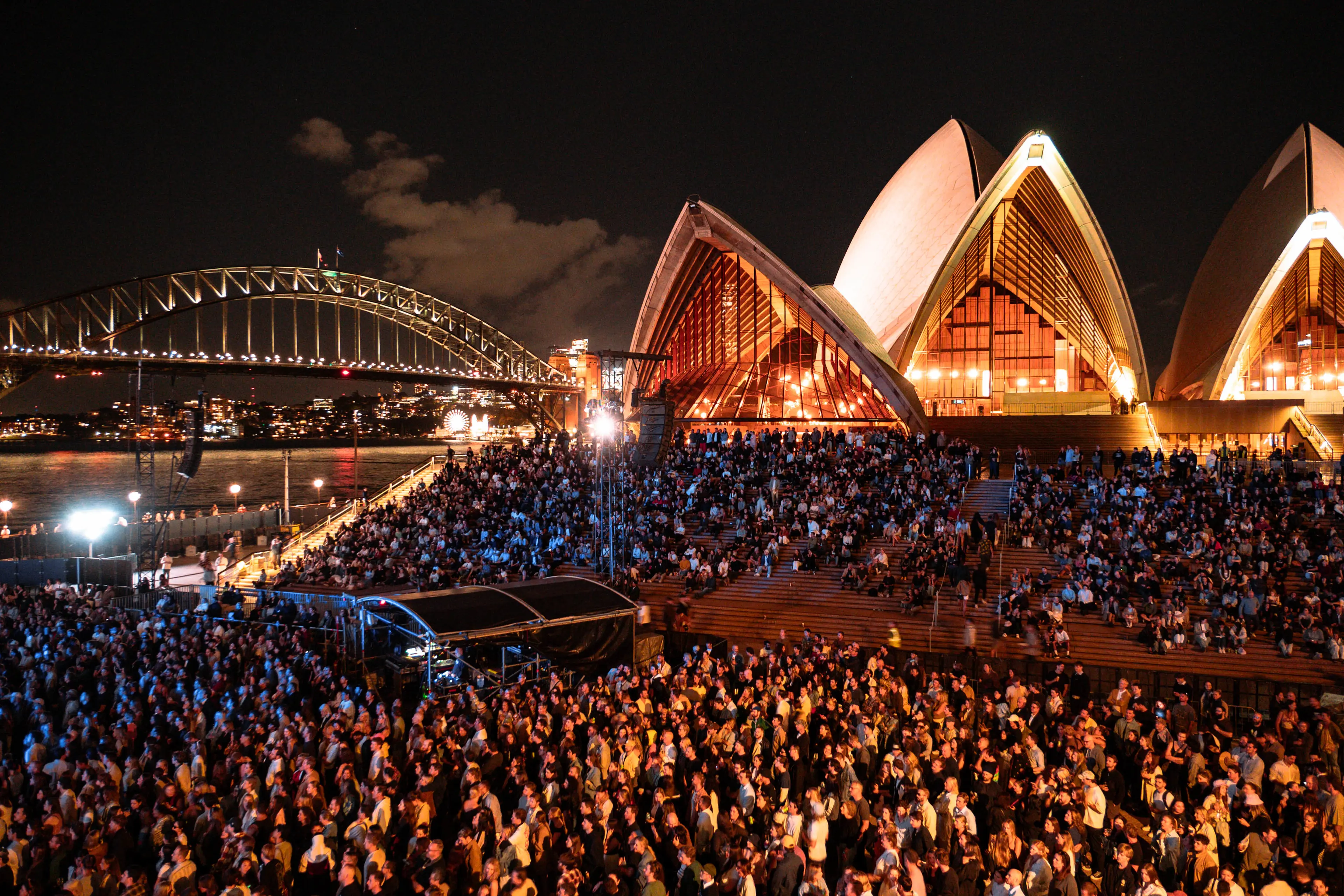 Opera & Harbour On The Steps 2025
