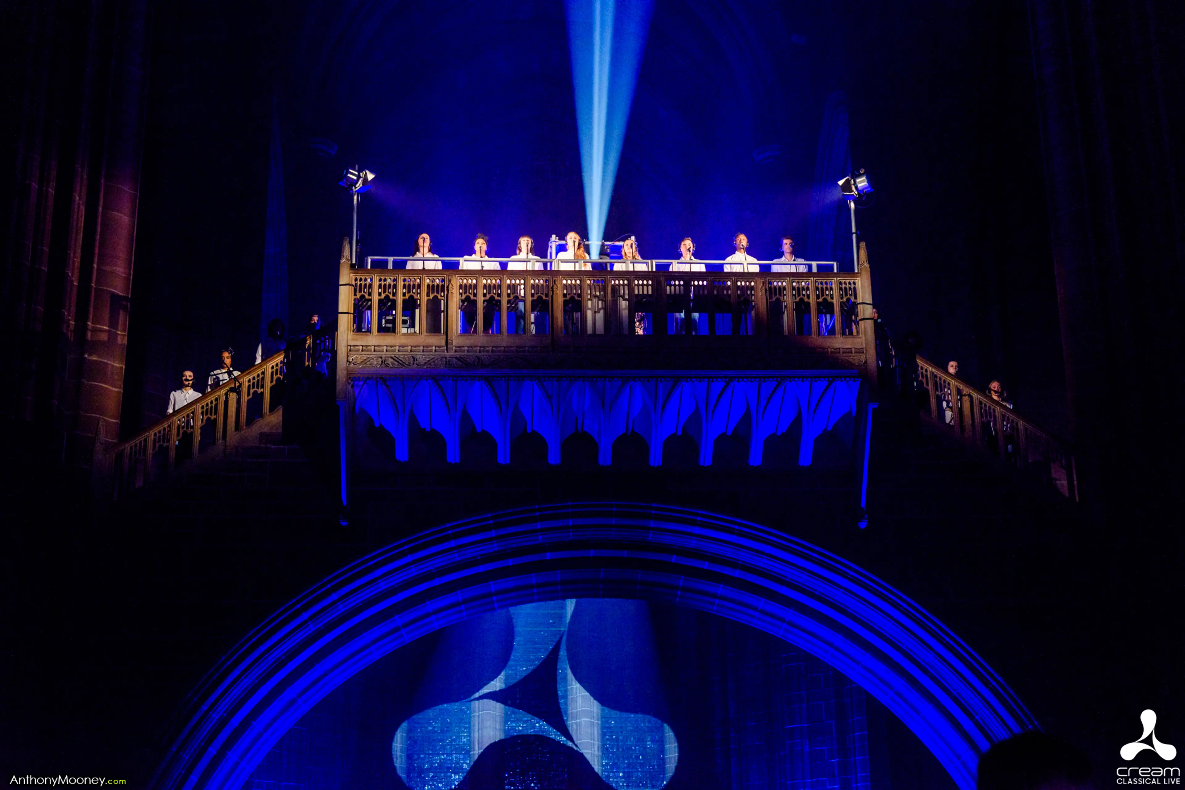 Singers on a balcony in the cathedral