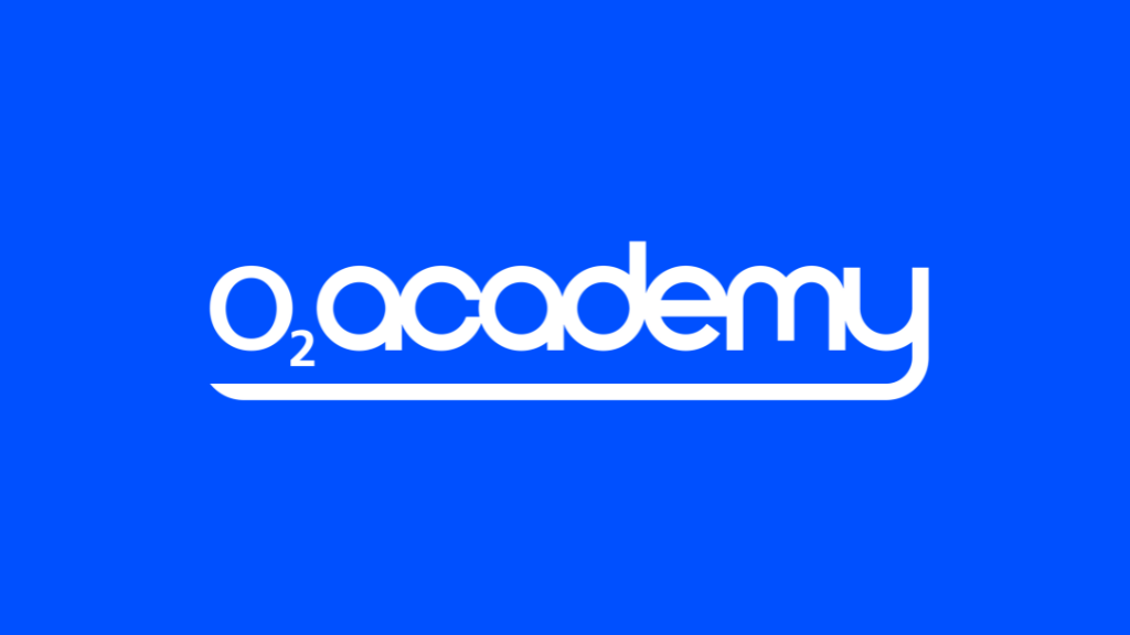 www.academymusicgroup.com