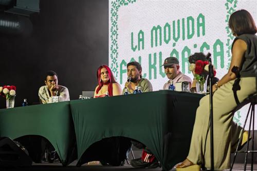 Ponentes en la charla de La Movida Folklorica