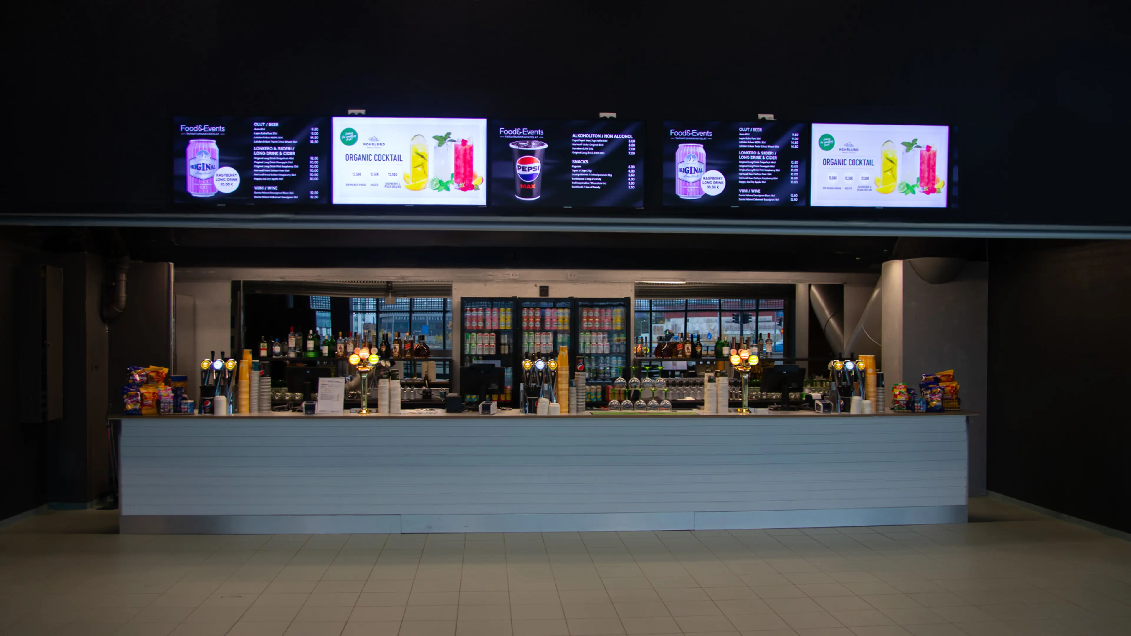 Cocktail bar