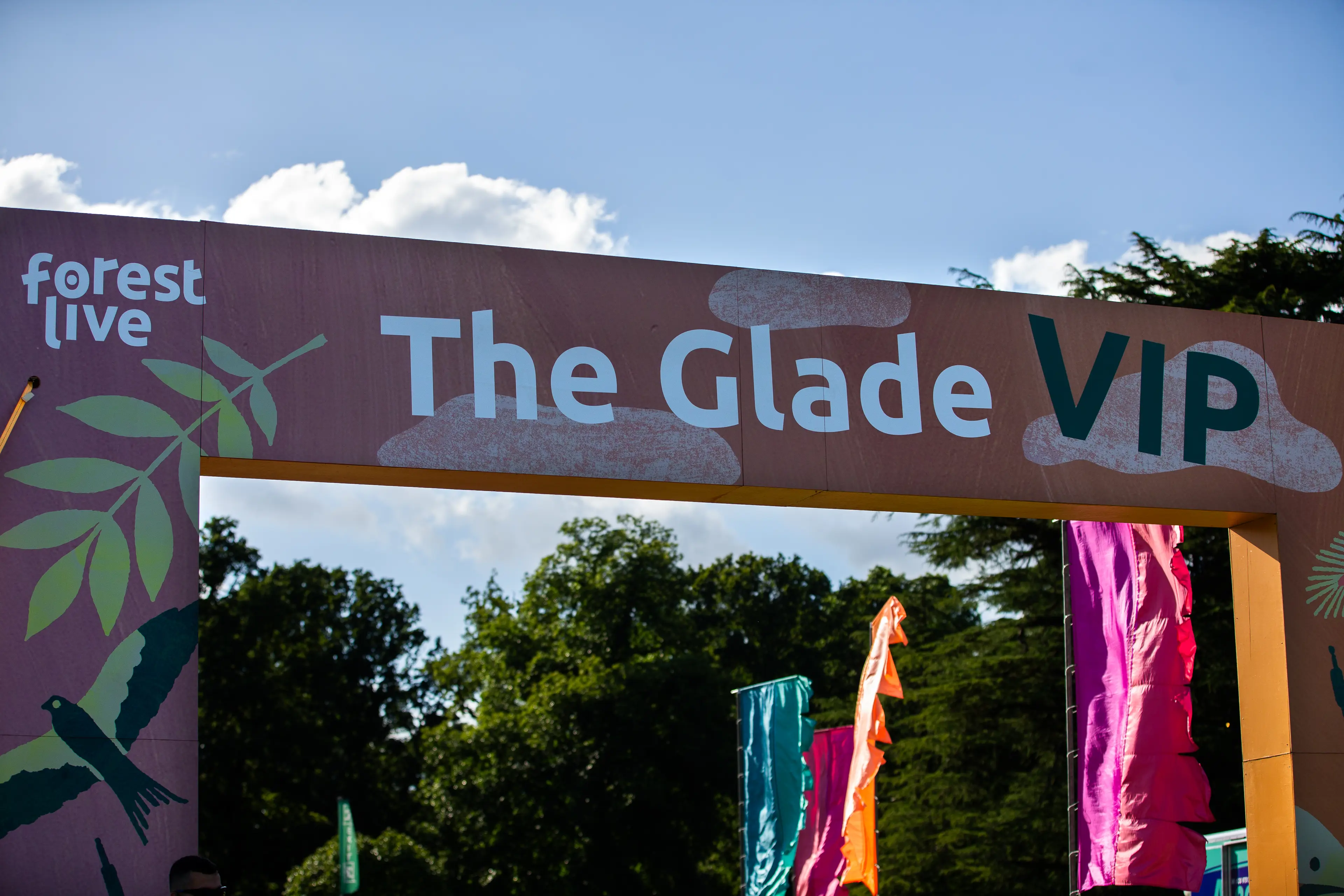 The Glade VIP sign