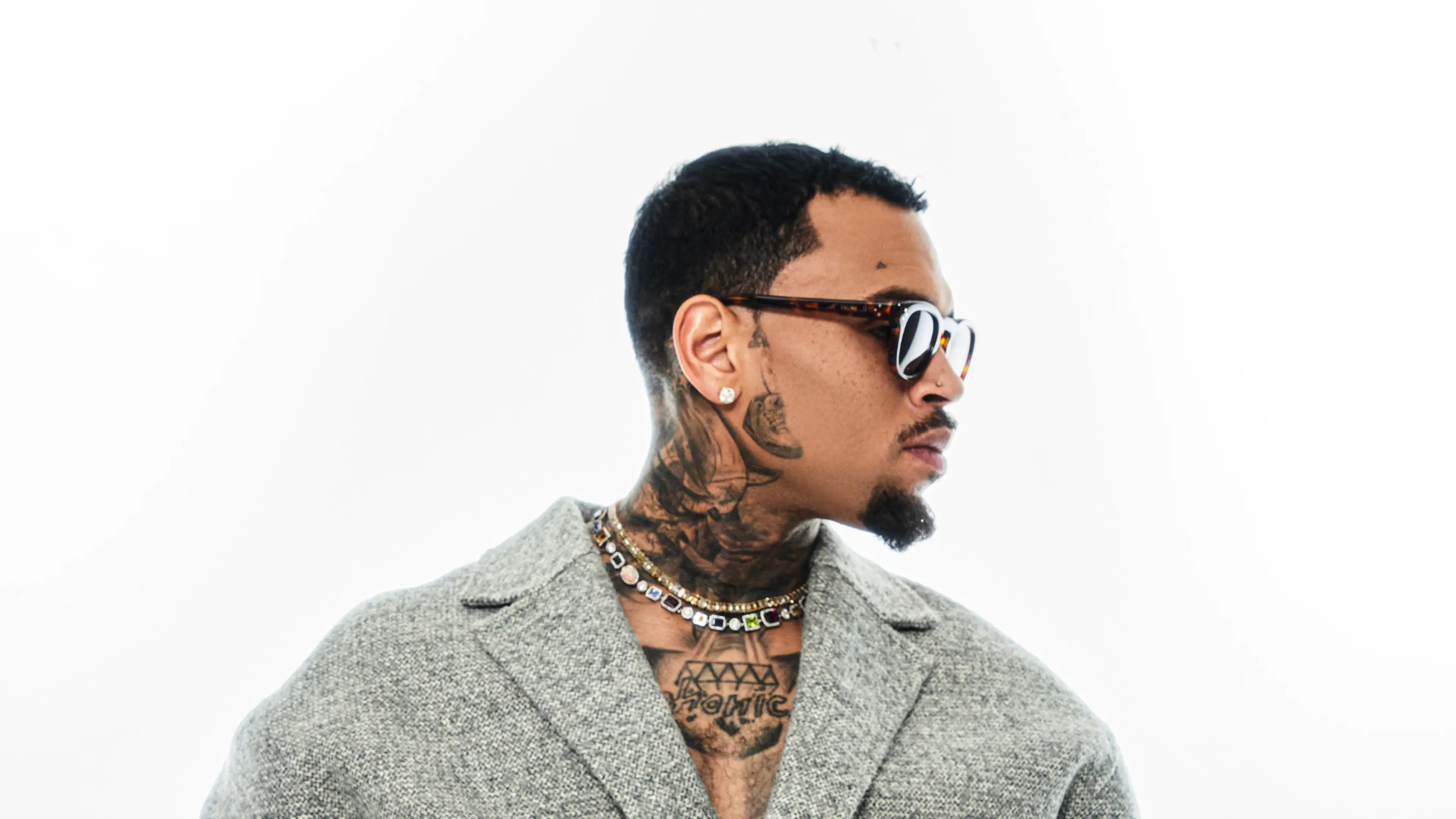 CHRIS BROWN
