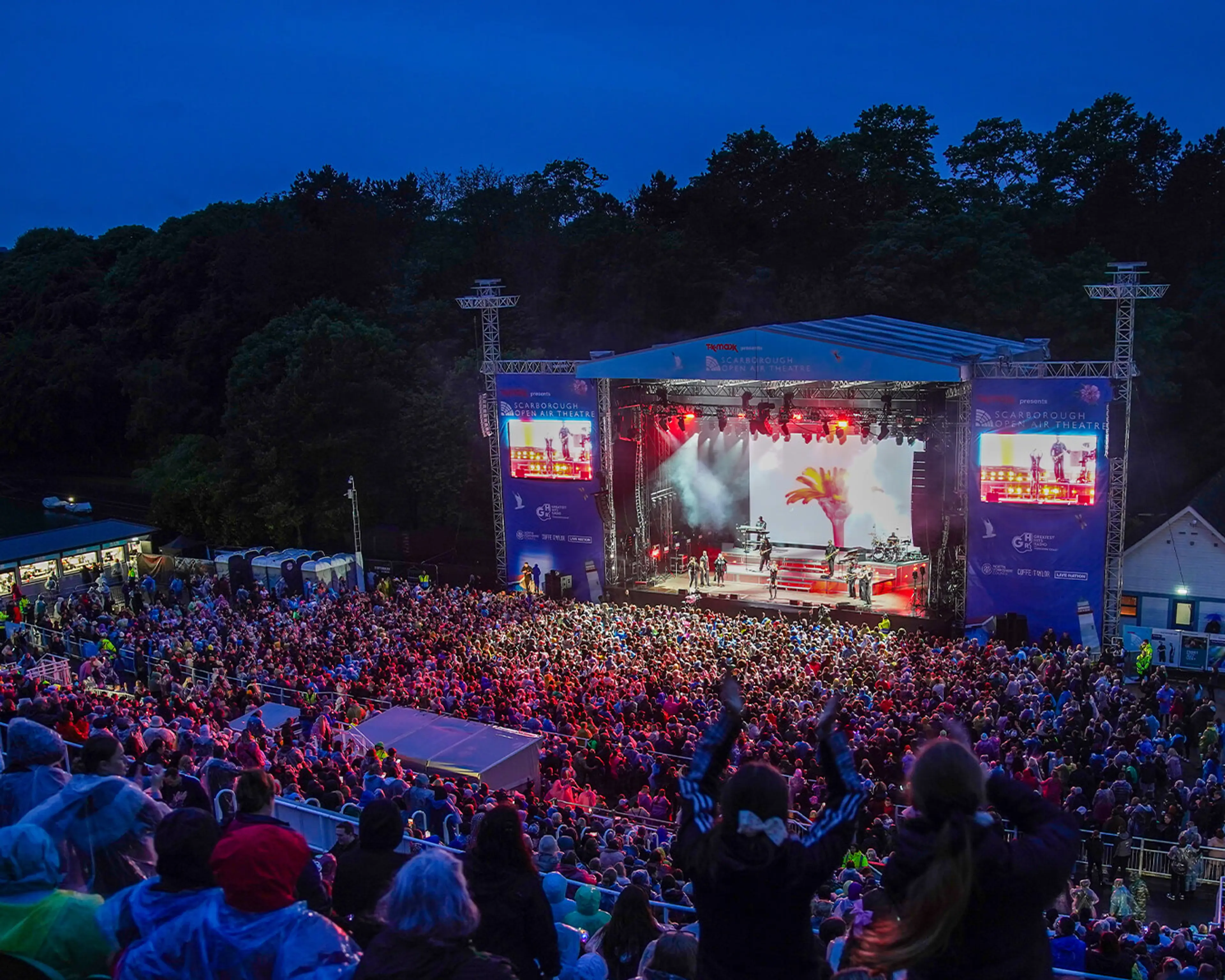 TK Maxx presents Scarborough Open Air Theatre Wide Stage Shot